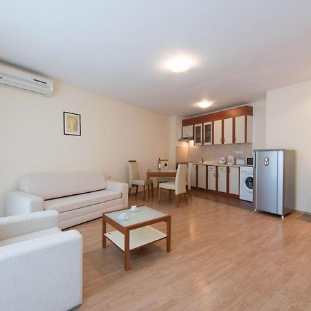 Gt Riviera Fort Beach Apartments Ravda Exterior foto