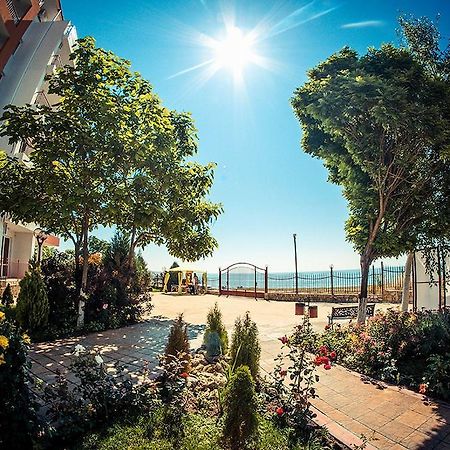 Gt Riviera Fort Beach Apartments Ravda Exterior foto