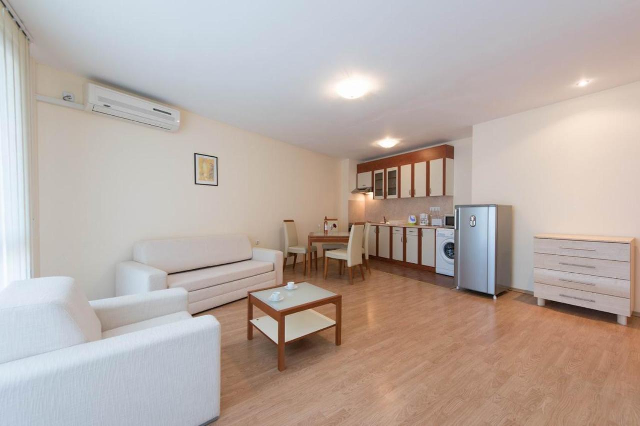 Gt Riviera Fort Beach Apartments Ravda Exterior foto
